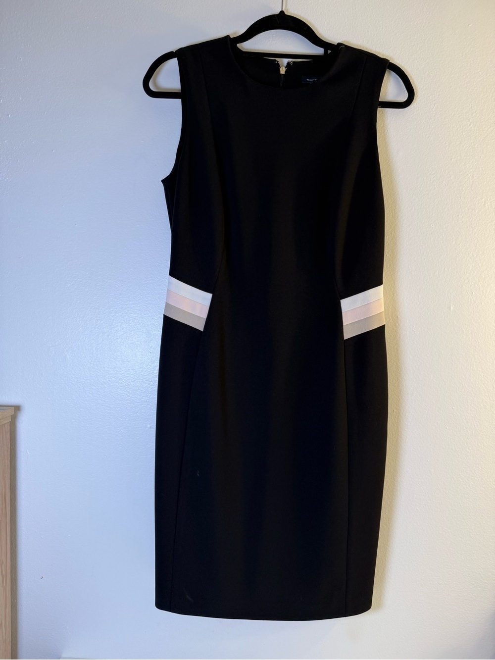 Tommy Hilfiger Black Sleeveless Midi Sheath Dress with Neutral Waist Stripes